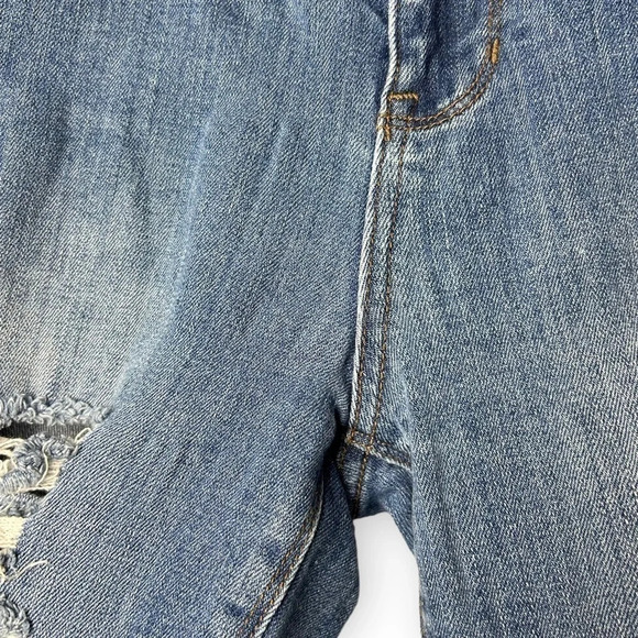 Bullhead Denim Co. High  Rise Skinniest Distressed Jeans - Picture 6 of 10